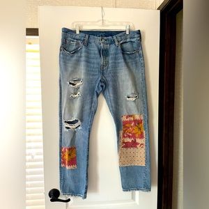 Levi’s 501 CT (Customized and Tapered)